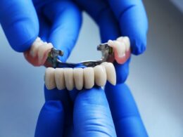 técnico em prótese dentária