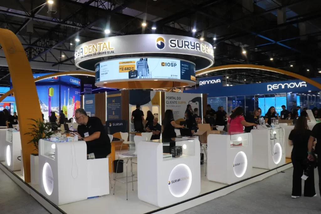 Estande Surya dental em evento